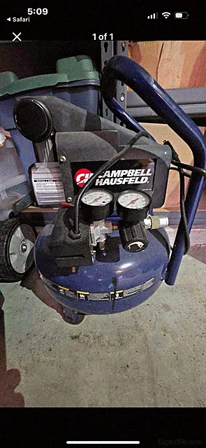 Campbell Hausfeld 125 PSI Pancake Air Compressor